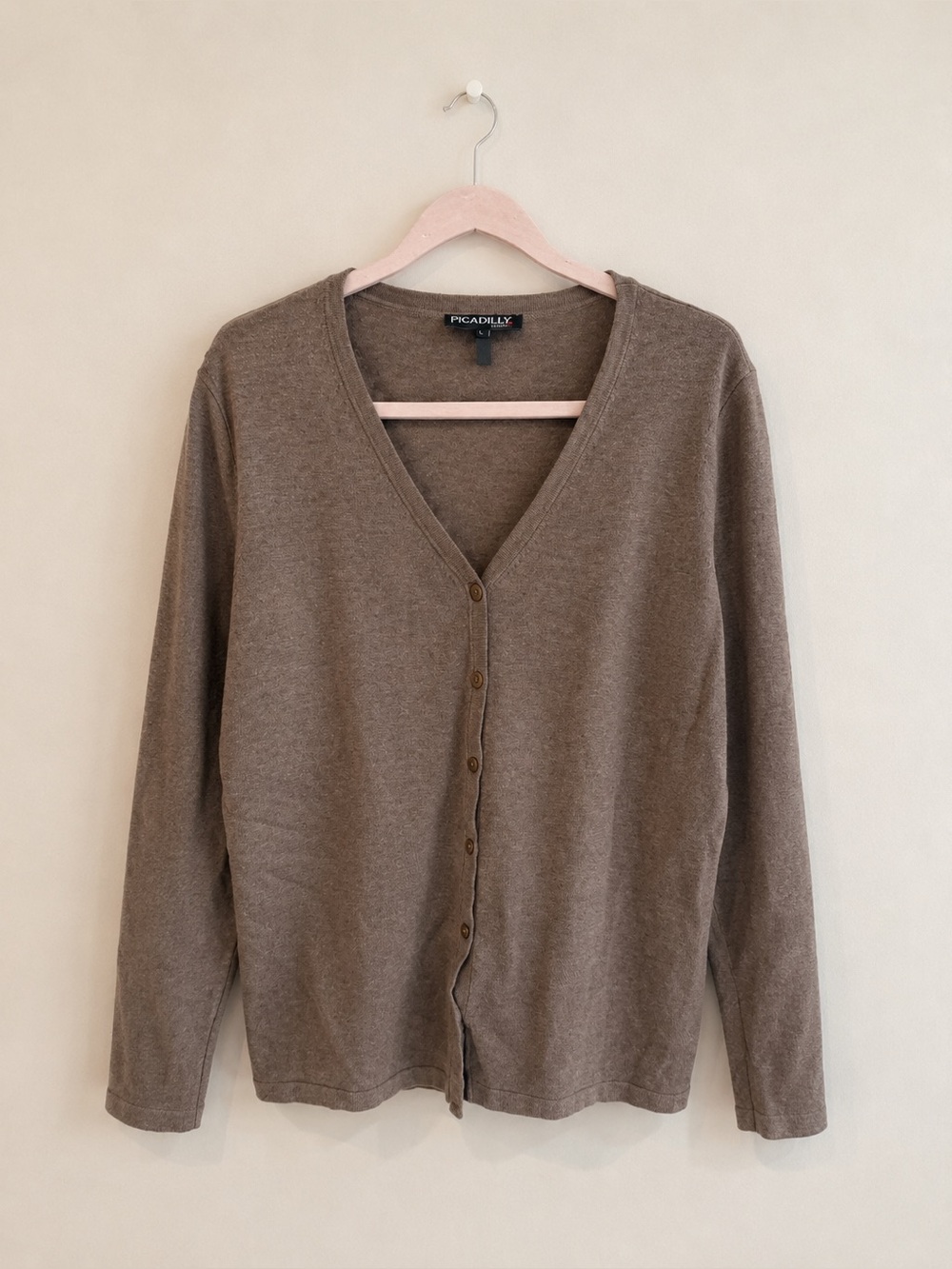 Picadilly Canada V-neck cardigan‎ sweater